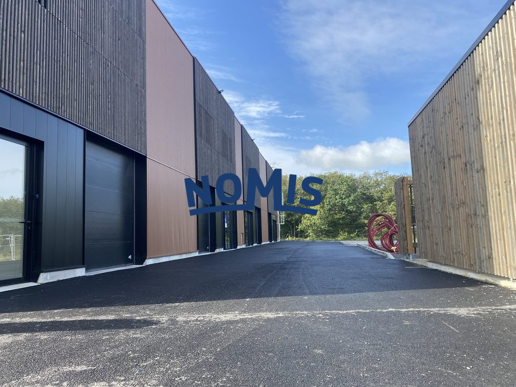 Locaux d’activité à vendre, divisibles – Le Bignon, sud de Nantes