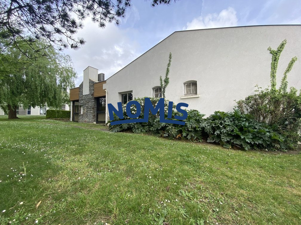 Sud de Nantes, Vertou, surface de 245 m² avec stockage/archives