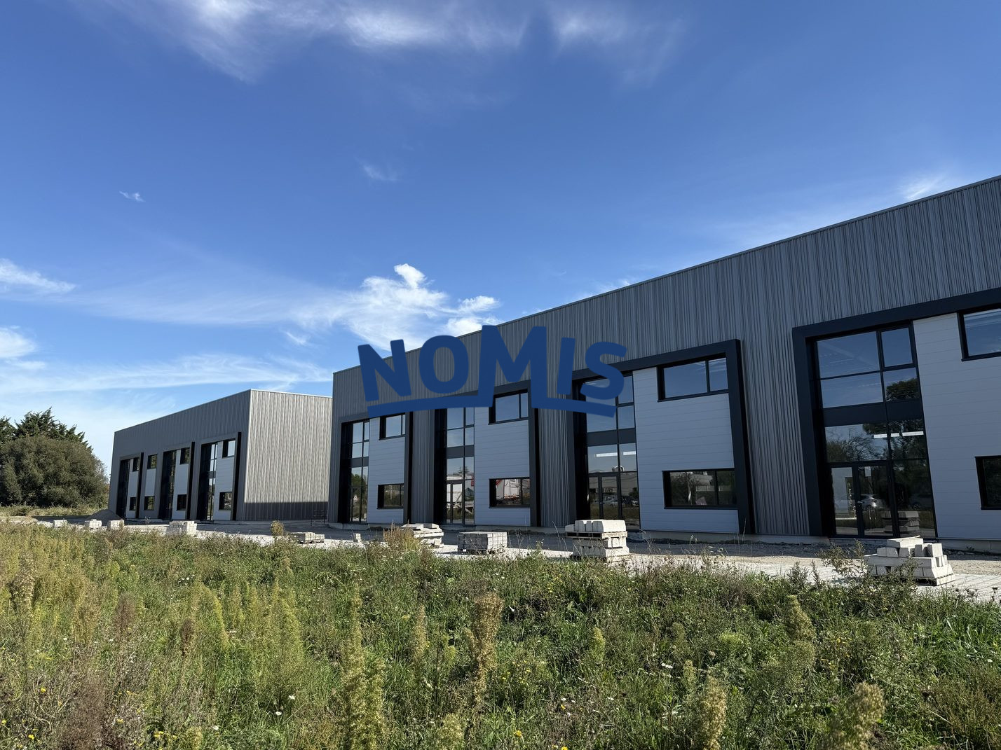 Locaux d&rsquo;activité en VEFA à partir de 216 m², dans un village d&rsquo;entreprises sur Thouaré sur Loire