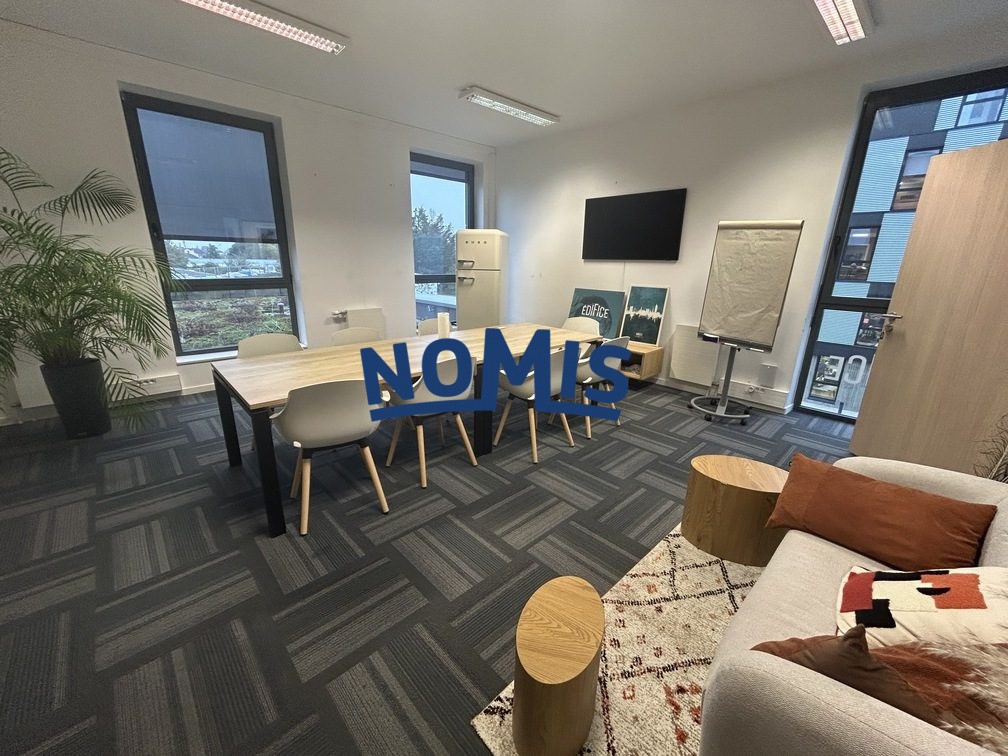 Bureau à louer 86 m² – 44230 Saint-Sébastien