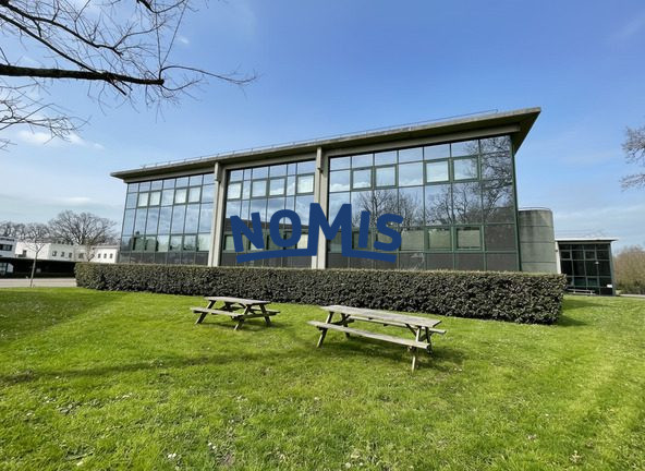 Bureaux à louer, immeuble indépendant – Nantes 44300