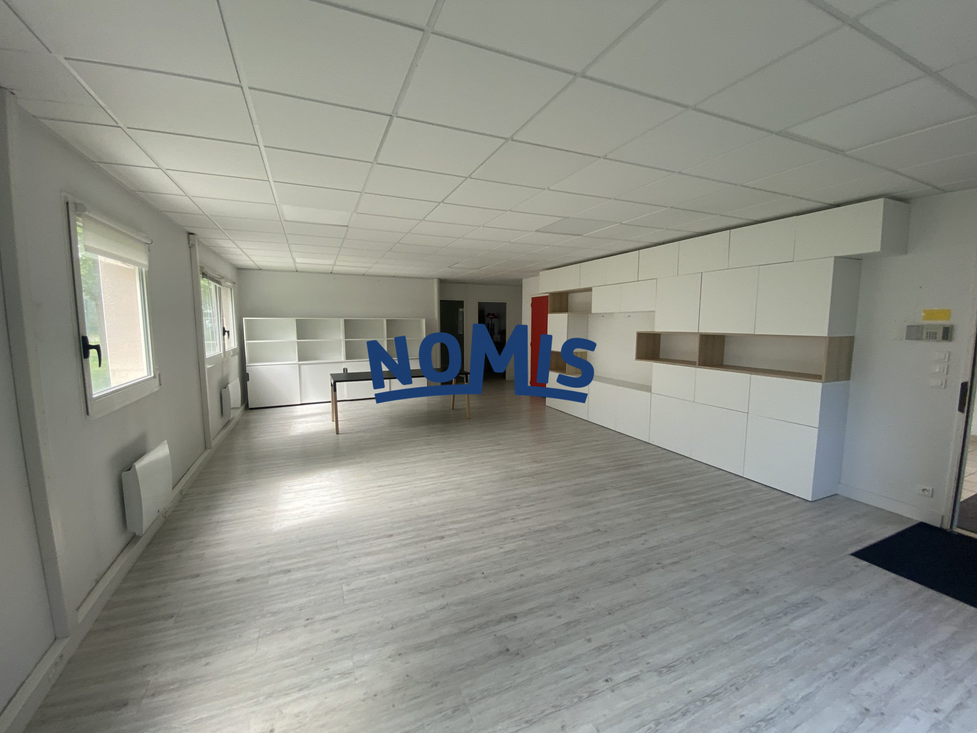 Couëron, bureaux à louer à partir de 98 m²