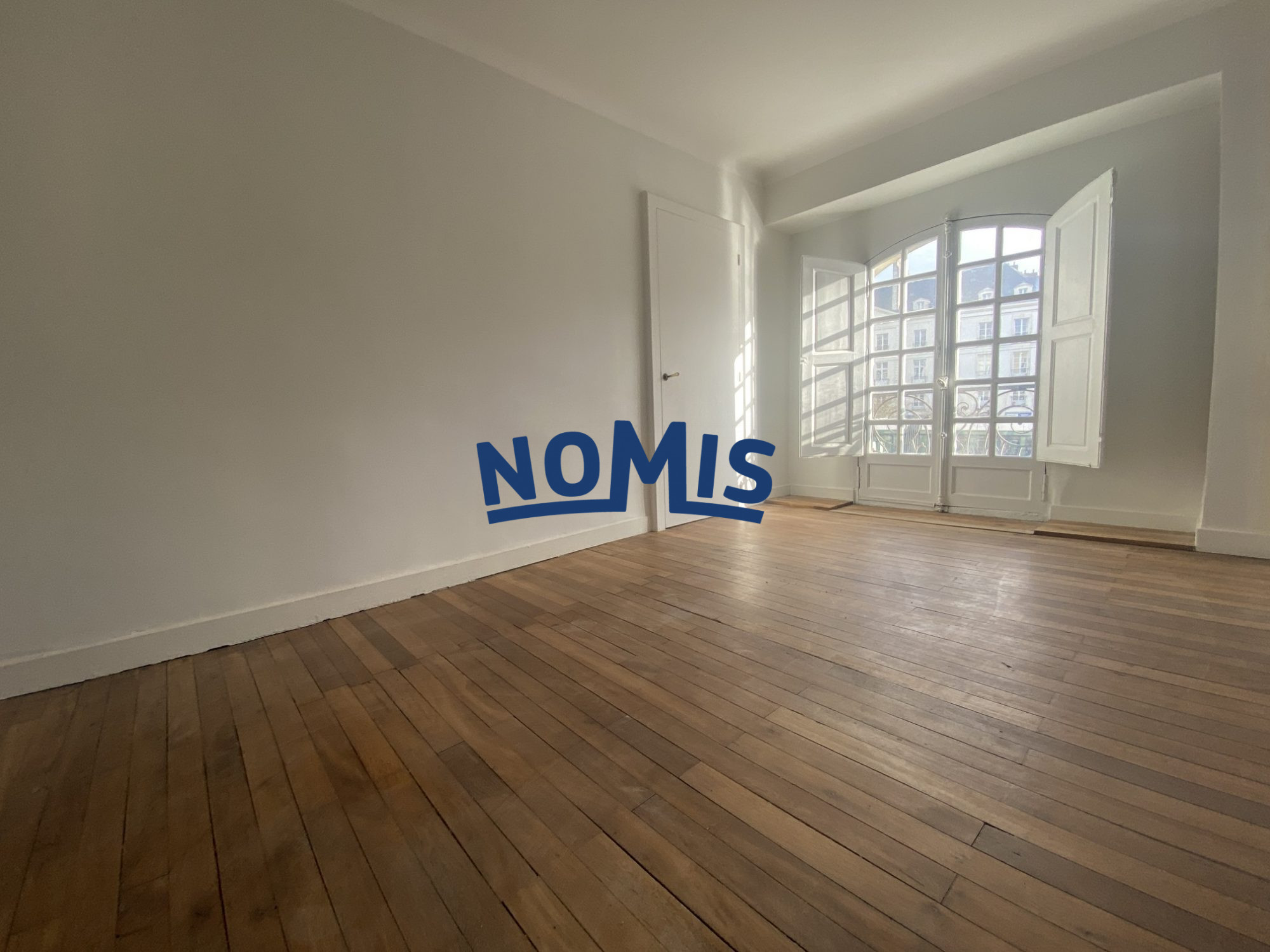 Bureaux de caractère à vendre – 145 m² – Hyper centre de Nantes